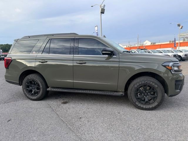 Used 2024 Ford Expedition Timberline AWD/4WD image 2