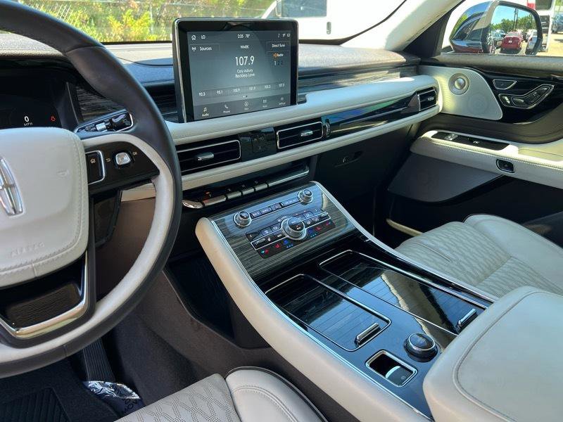 Used 2020 Lincoln Aviator Black Label w/ Dynamic Handling Package AWD/4WD image 21
