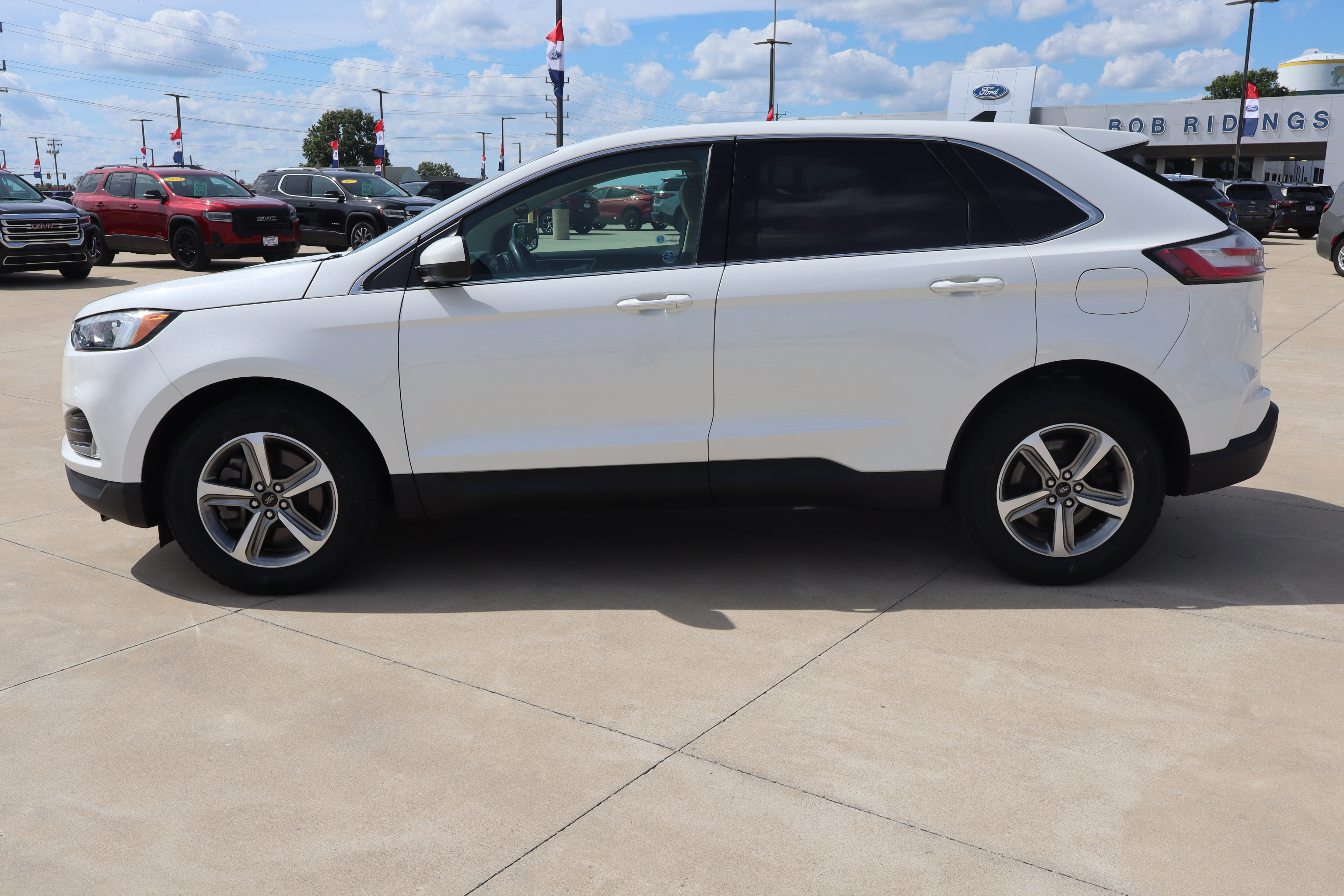 Used 2024 Ford Edge SEL w/ Convenience Package AWD/4WD image 9