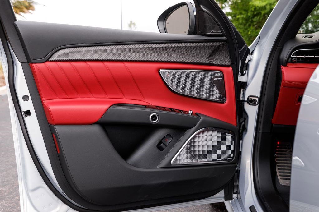 New 2026 Maserati Grecale Trofeo image 26