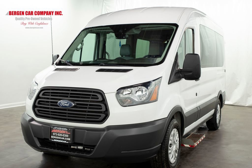 Used 2018 Ford Transit 150 XL image 6