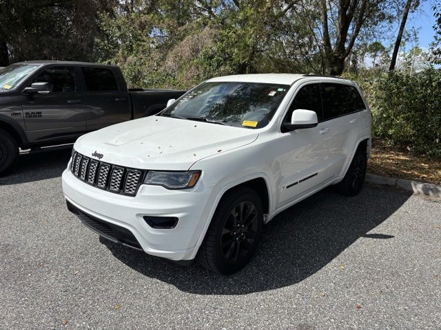 Used 2022 Jeep Grand Cherokee Laredo X image 6