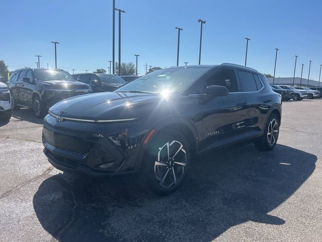 New 2026 Chevrolet Equinox EV LT image 7