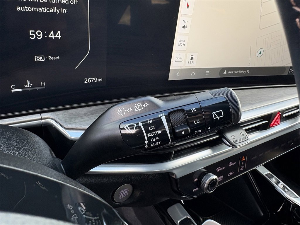 Certified 2025 Kia Sorento SX Prestige w/ Olive Brown Leather Package image 37