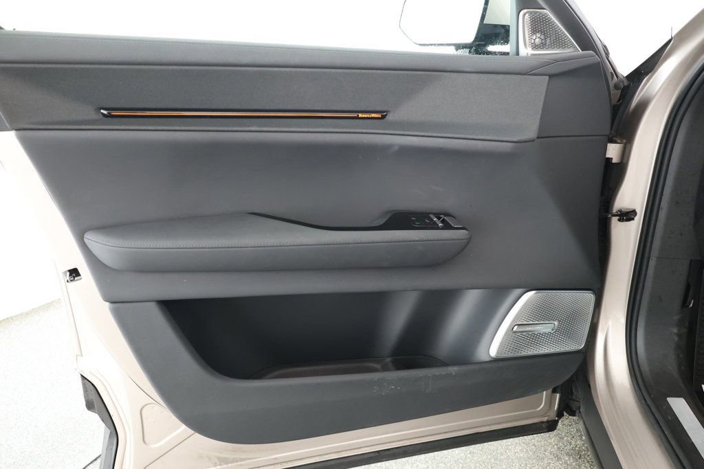 Used 2025 Polestar Polestar 3 image 9