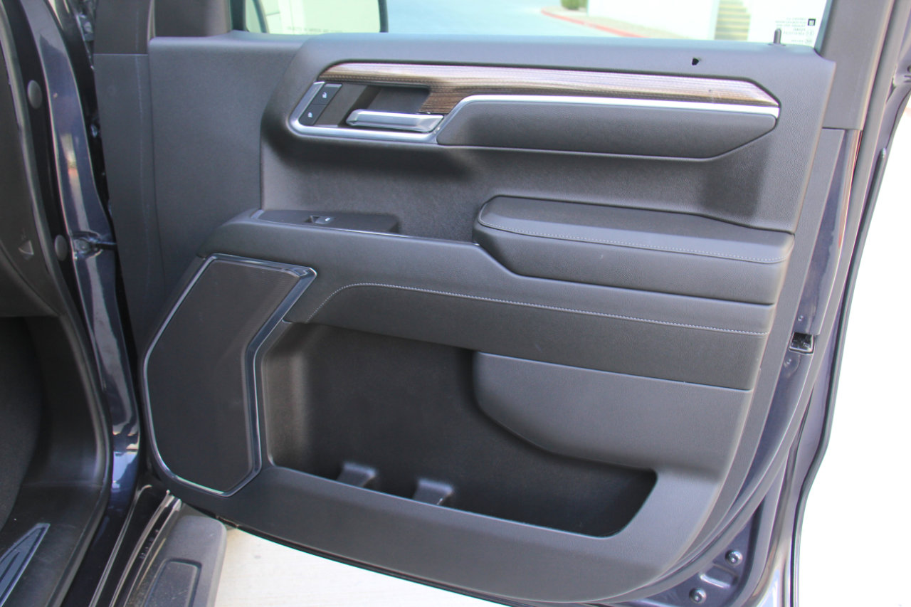 Used 2024 Chevrolet Silverado 1500 LT image 24