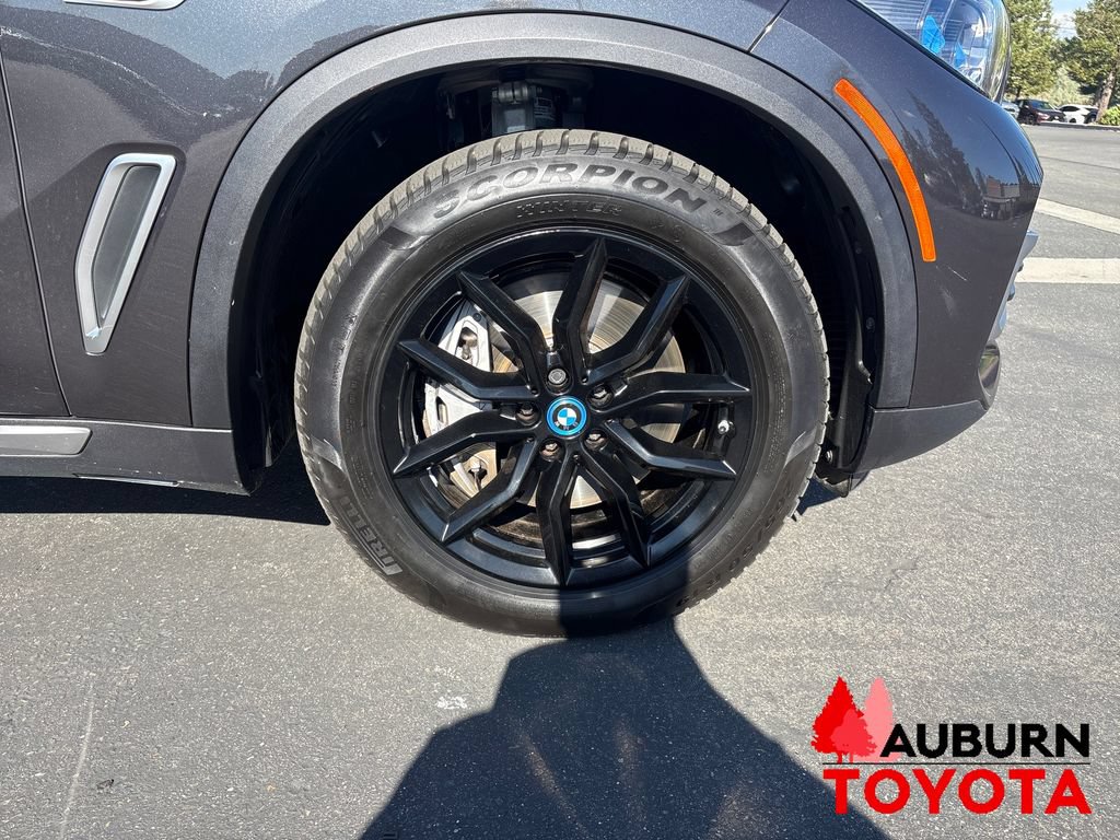 Used 2022 BMW X5 xDrive45e w/ Executive Package AWD/4WD image 11