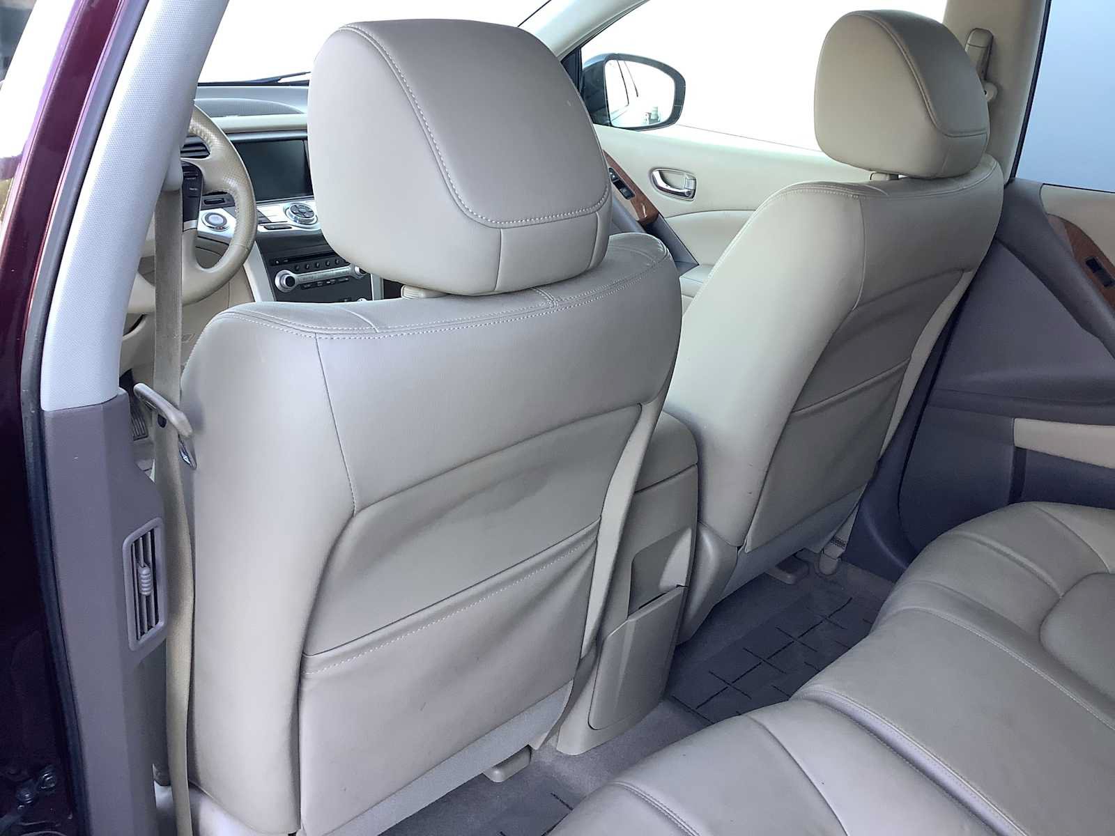 Used 2013 Nissan Murano LE w/ Platinum Pkg AWD/4WD image 12