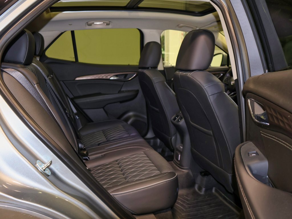 Certified 2023 Buick Envision Avenir image 31