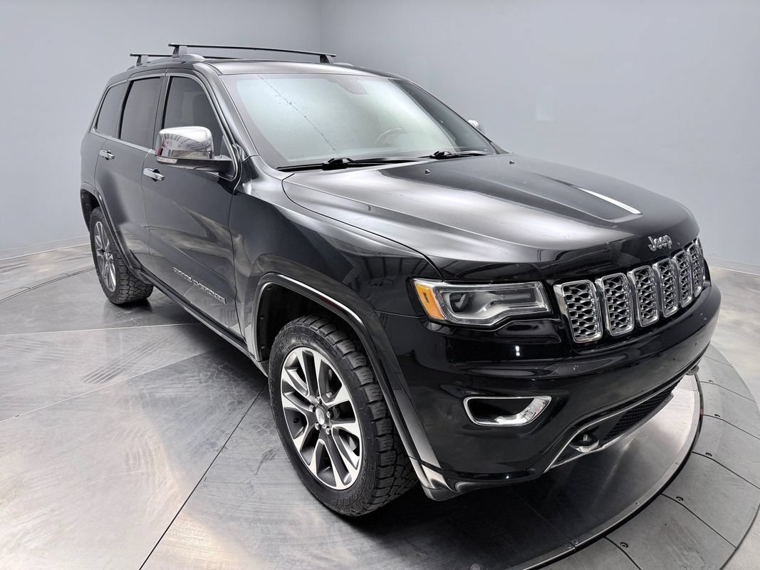 Used 2018 Jeep Grand Cherokee Overland AWD/4WD image 3