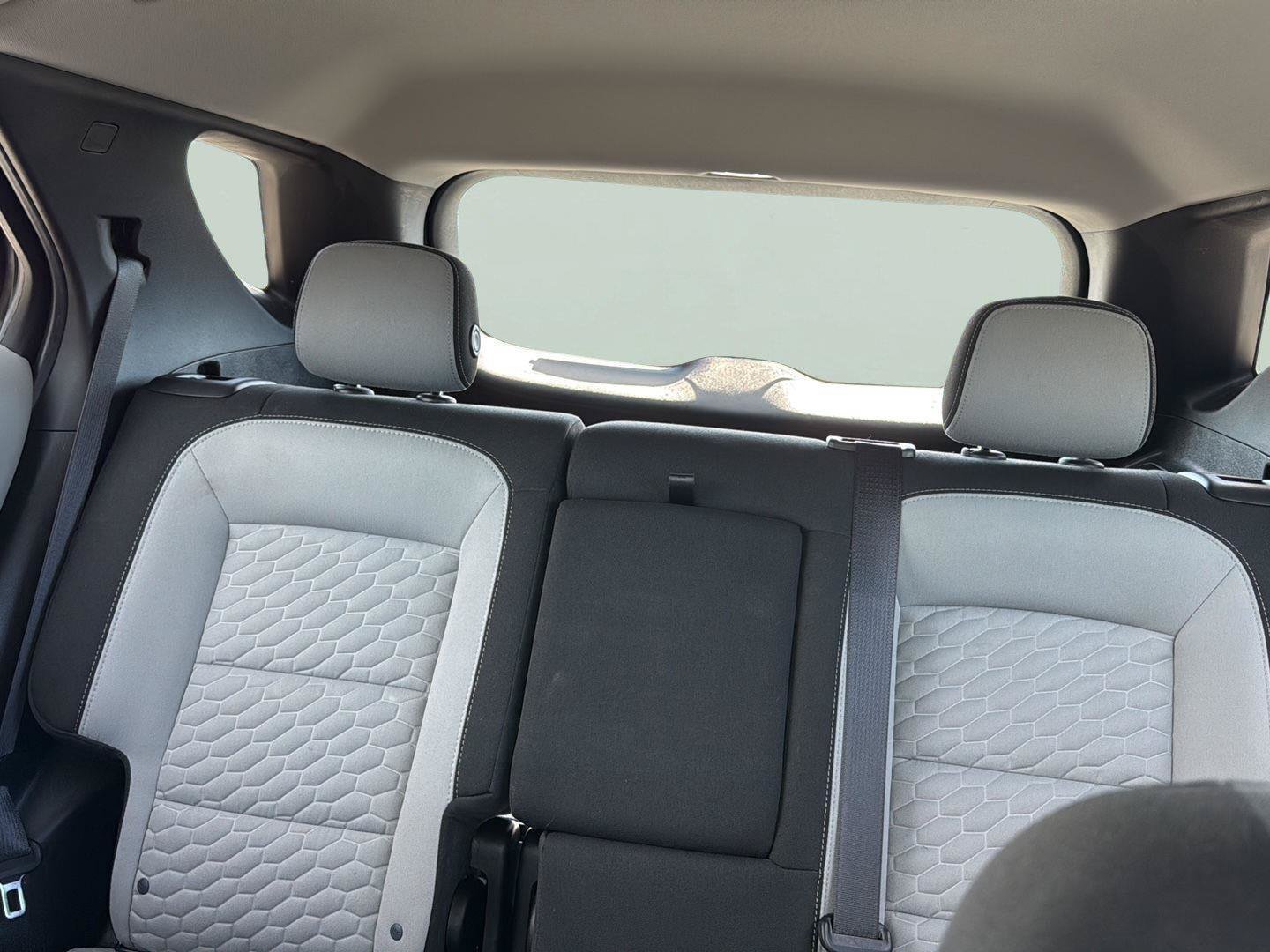 Used 2019 Chevrolet Equinox LS w/ LPO, Floor Liner Package AWD/4WD image 19