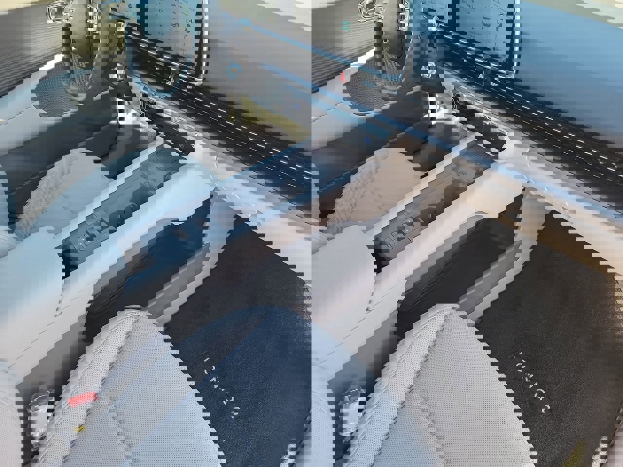 Used 2025 Hyundai Ioniq 6 SEL image 29