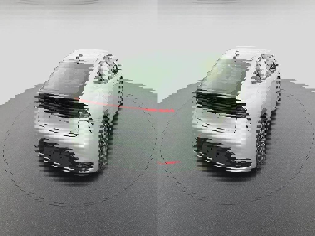 New 2026 Toyota Prius XLE image 8