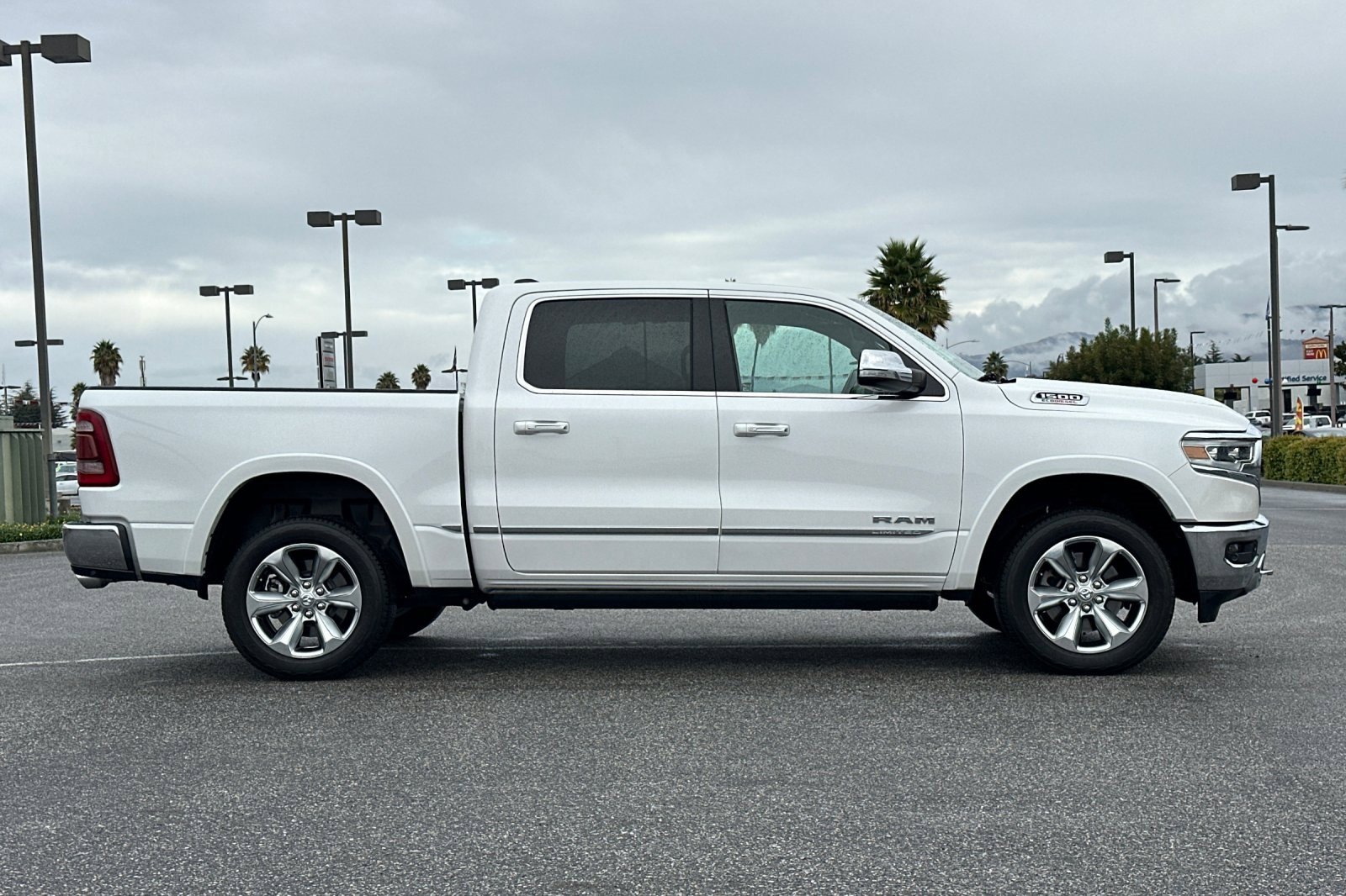 Used 2021 RAM 1500 Limited image 3