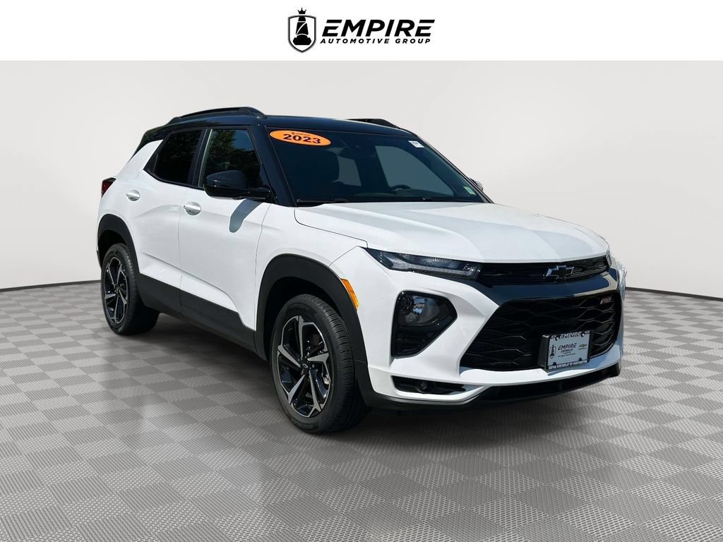 Used 2023 Chevrolet TrailBlazer RS w/ Convenience Package AWD/4WD image 1
