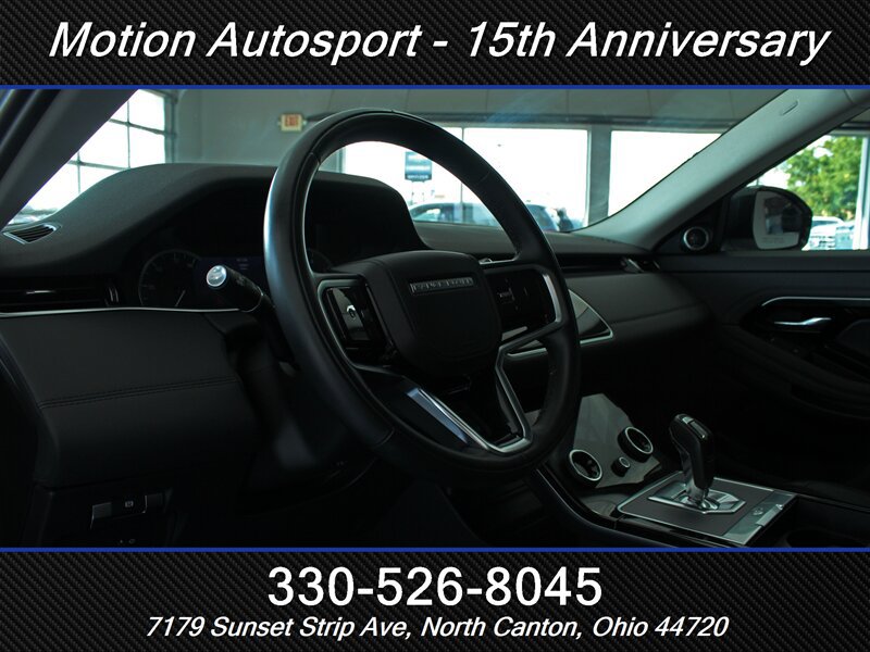 Used 2023 Land Rover Range Rover Evoque SE AWD/4WD image 11