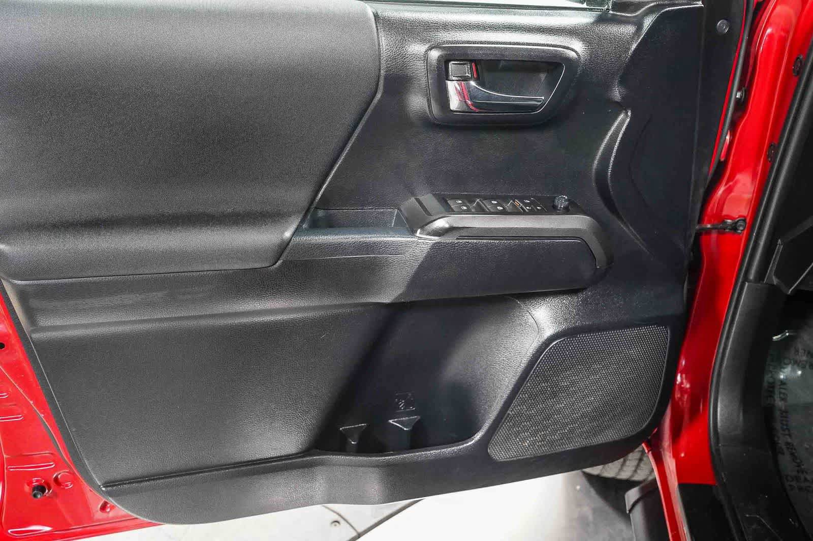 Certified 2019 Toyota Tacoma TRD Sport w/ Technology Package image 22