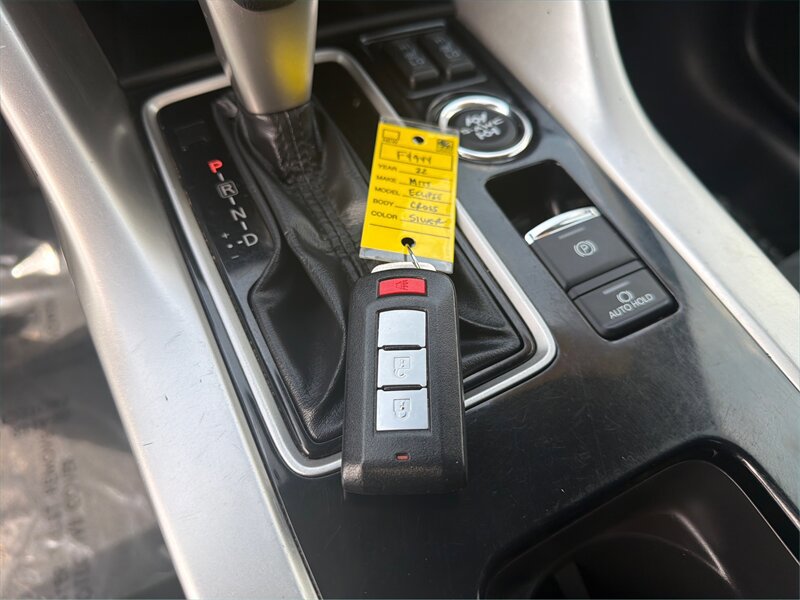 Used 2022 Mitsubishi Eclipse Cross SEL AWD/4WD image 28