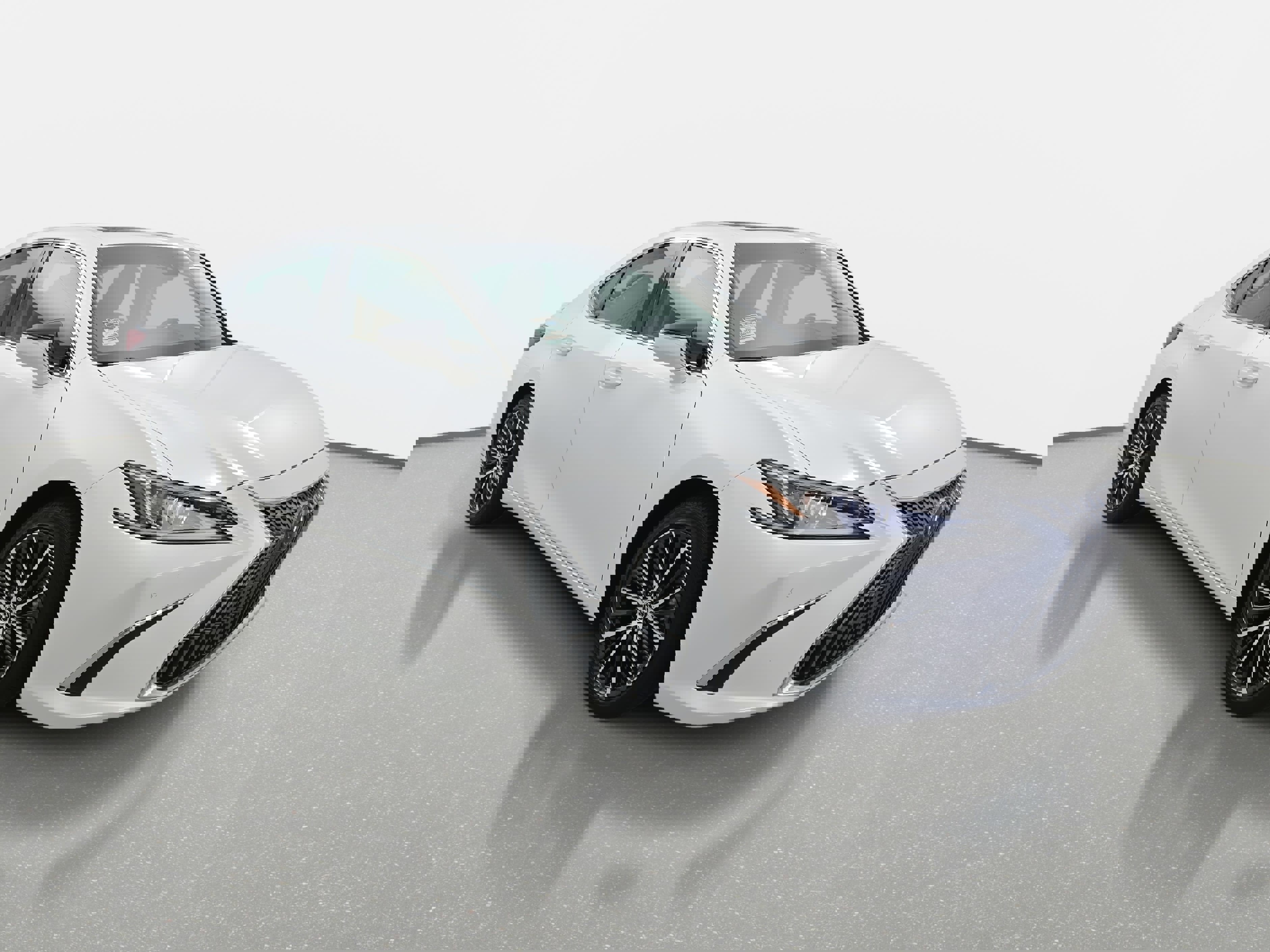 Used 2022 Lexus ES 350 w/ Premium Package image 3