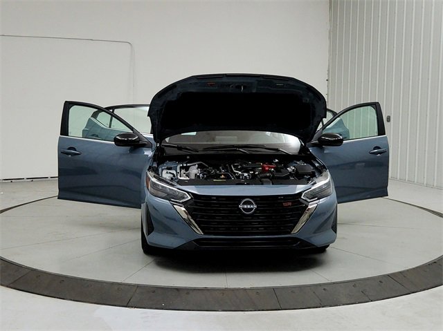 New 2025 Nissan Sentra SR image 10