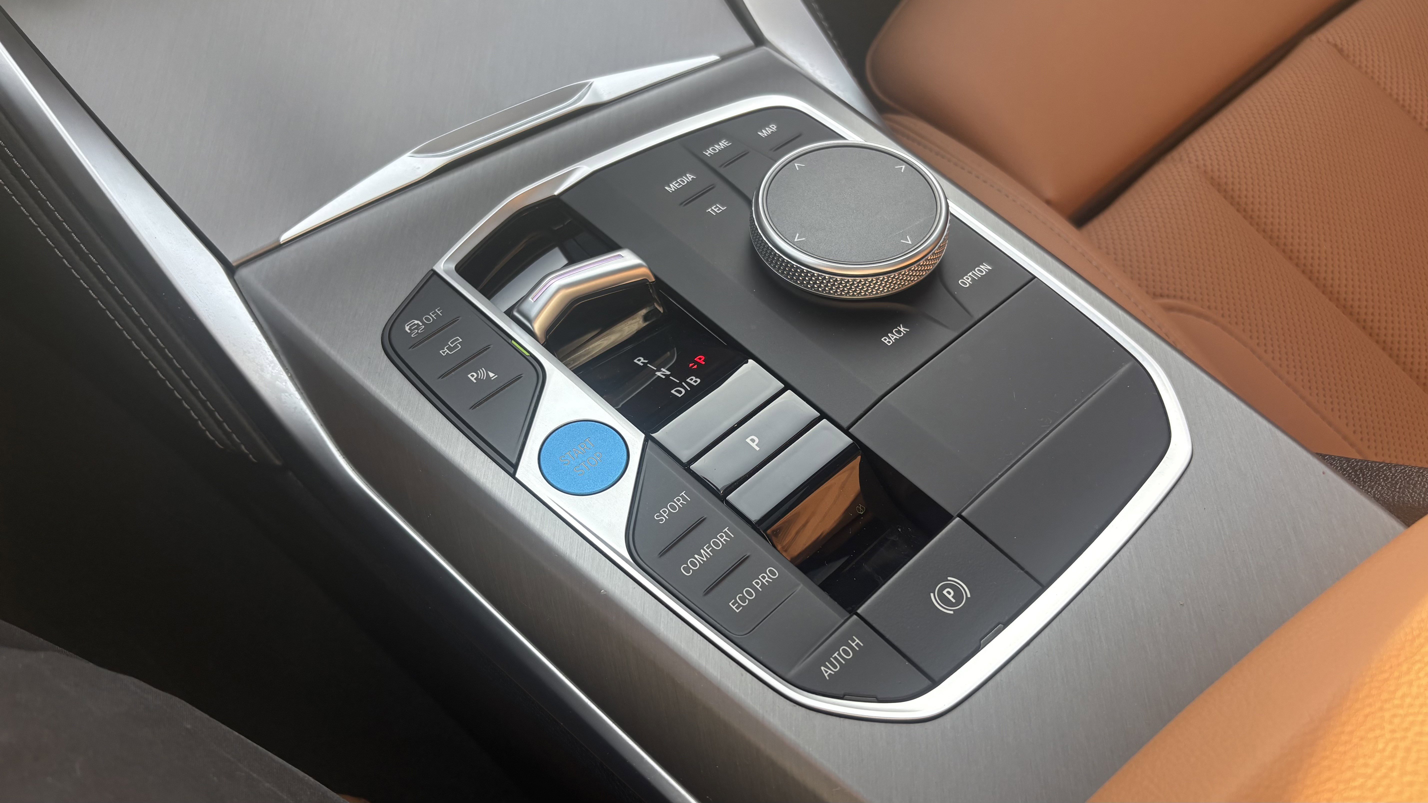 Used 2025 BMW i4 M50 w/ Premium Package image 27