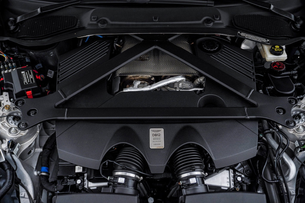 Used 2024 Aston Martin DB12 Coupe RWD image 35