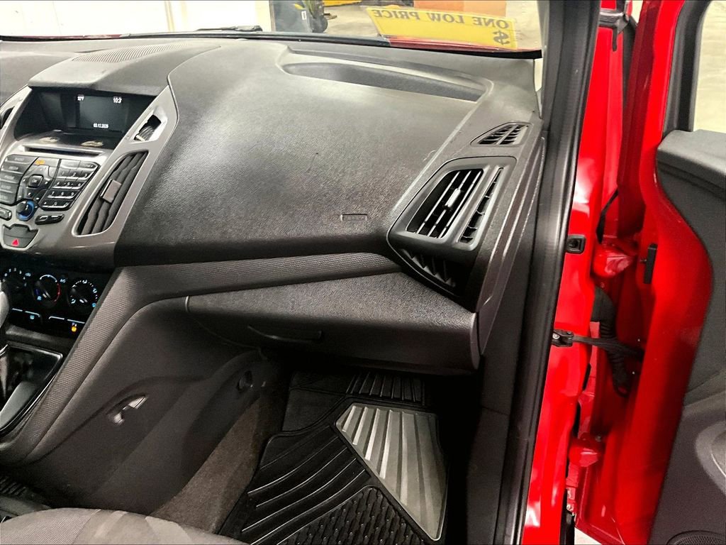 Used 2018 Ford Transit Connect XLT image 13