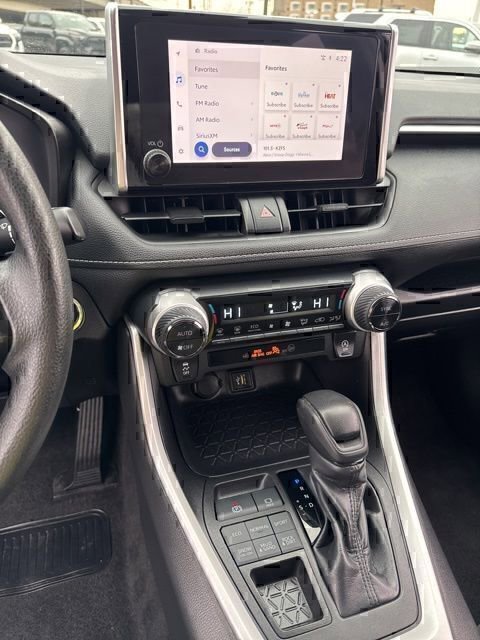 Certified 2024 Toyota RAV4 XLE image 22