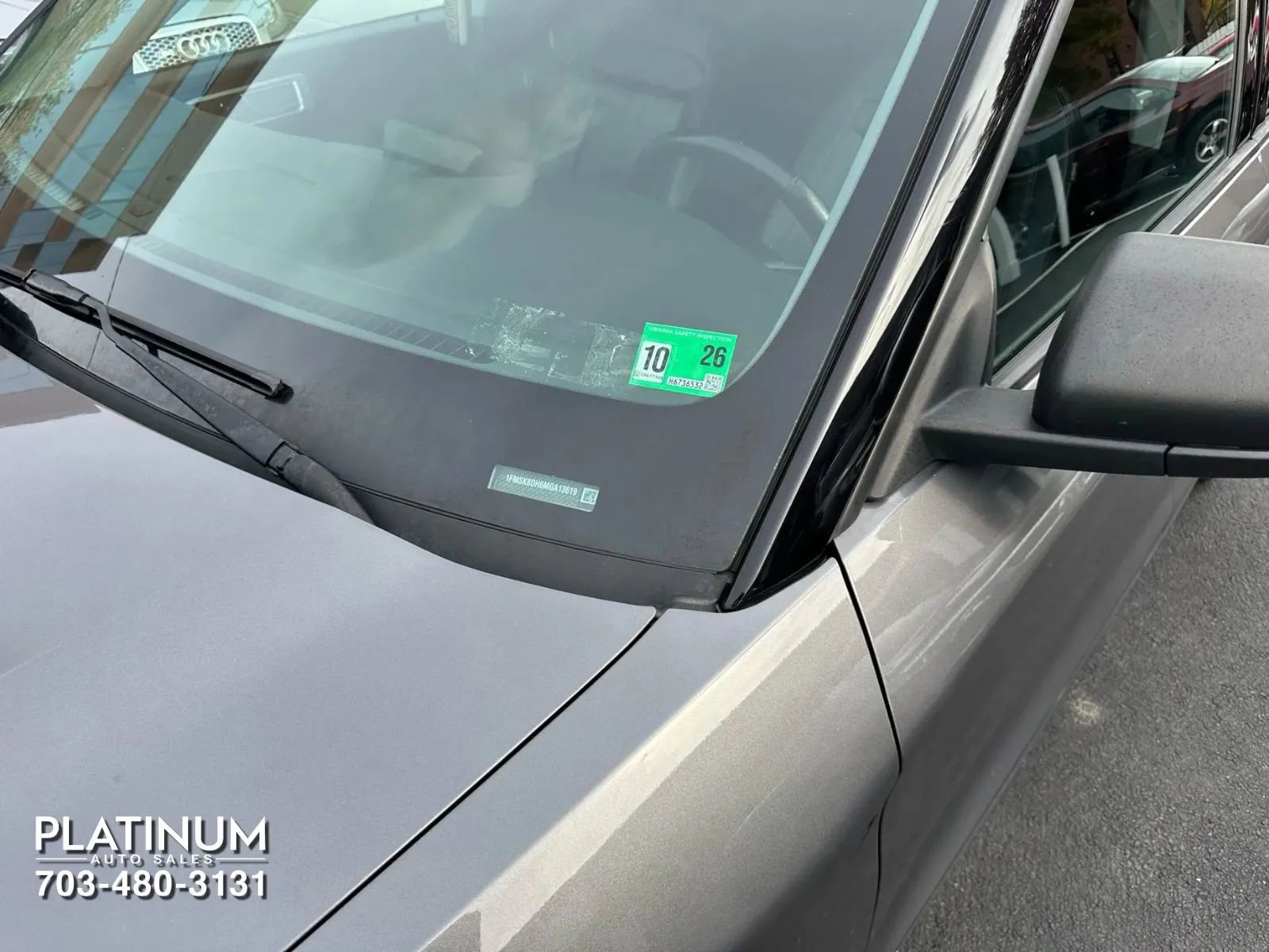 Used 2021 Ford Explorer XLT w/ Equipment Group 202A image 10