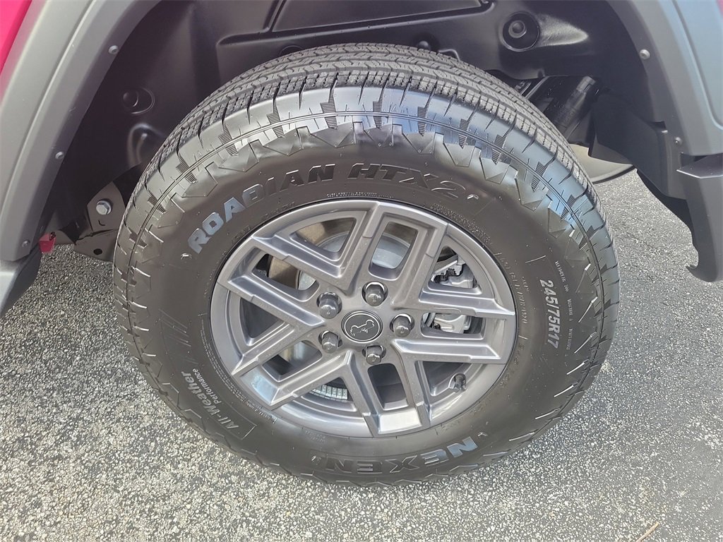 Used 2024 Jeep Wrangler Sport S image 9