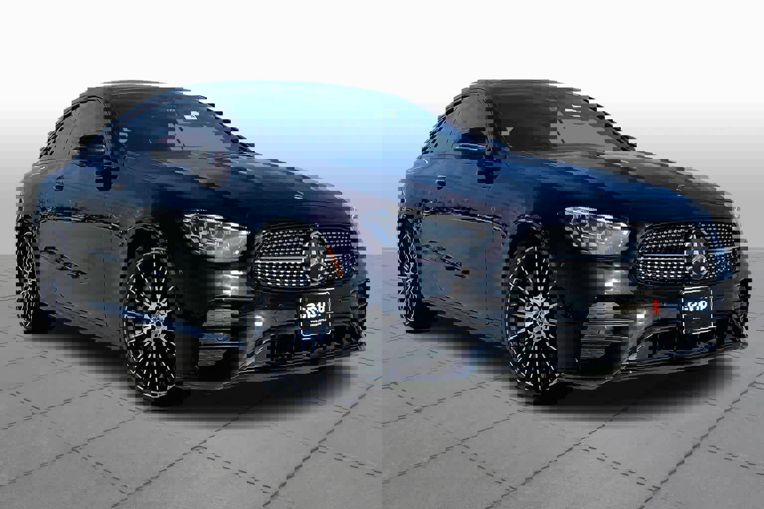 Used 2022 Mercedes-Benz E 450 Coupe image 2