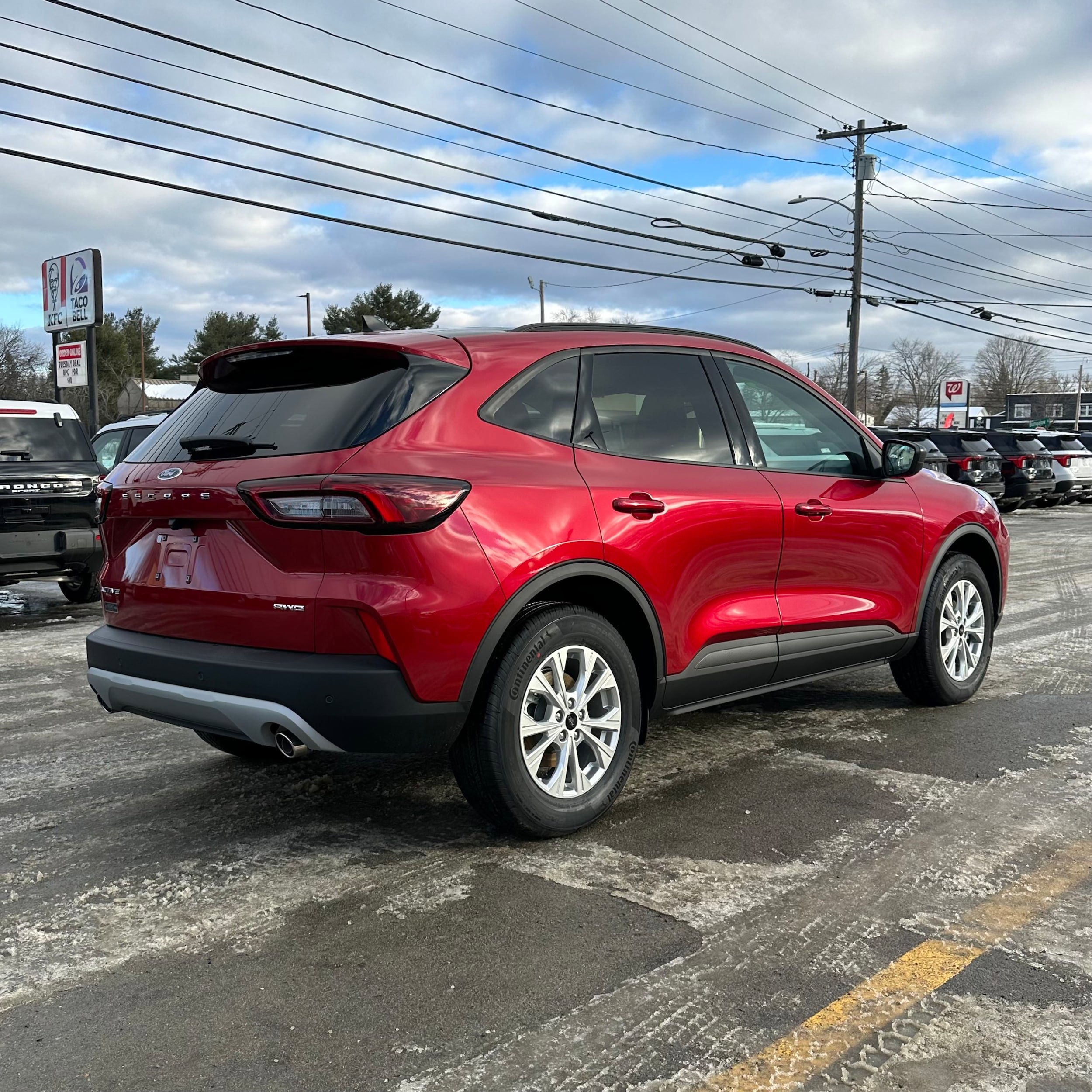 New 2026 Ford Escape Active w/ Tech Pack #1 AWD/4WD image 3