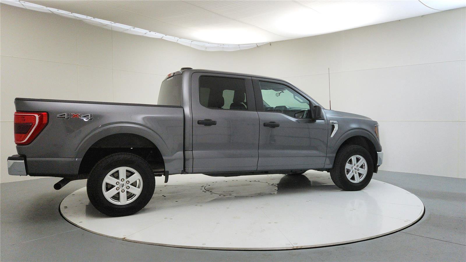 Used 2023 Ford F150 XLT image 8