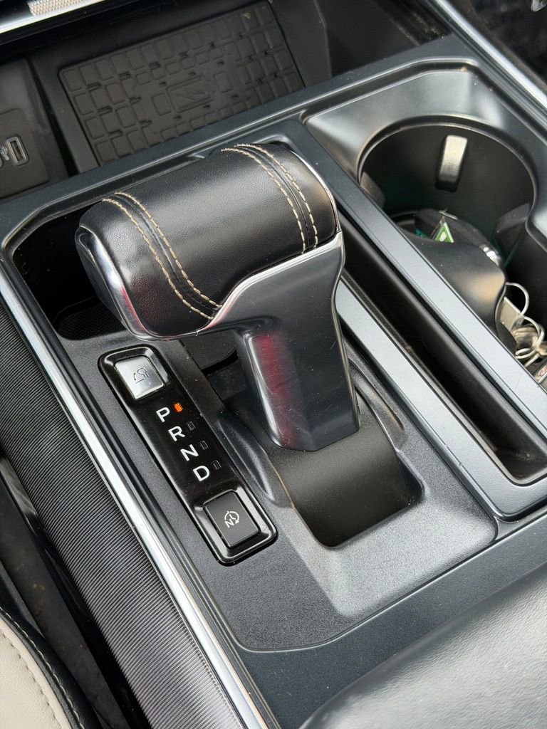 Used 2023 Ford F150 Lightning Platinum AWD/4WD image 39