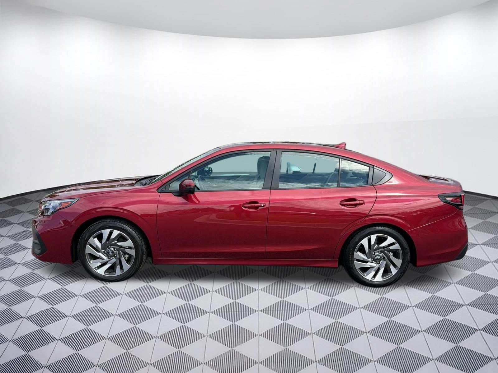 Used 2024 Subaru Legacy Limited AWD/4WD image 2