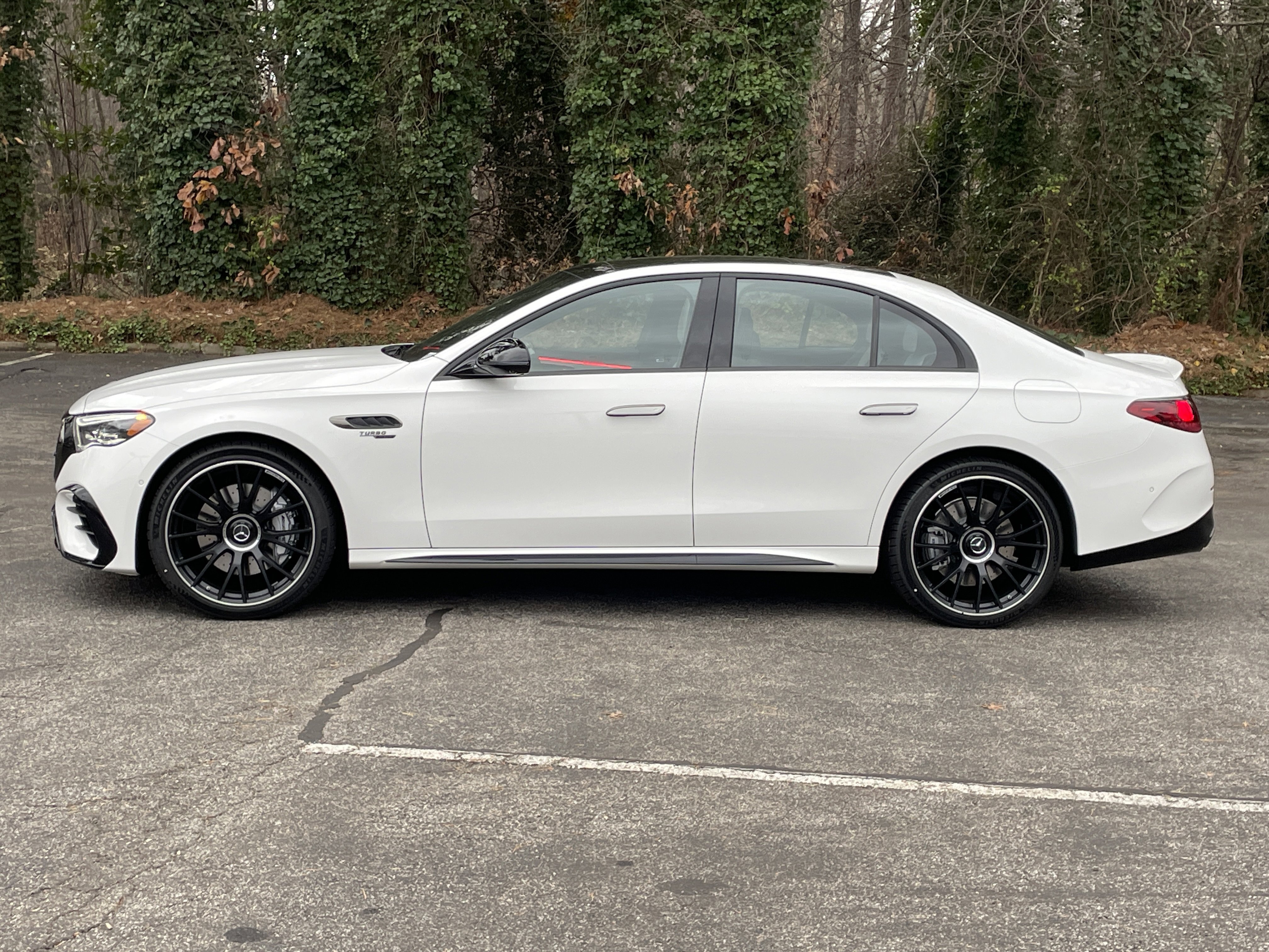 New 2026 Mercedes-Benz E 53 AMG e 4MATIC Sedan image 14