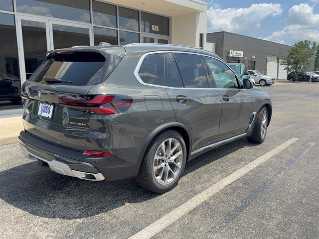 New 2026 BMW X5 xDrive50e AWD/4WD image 3