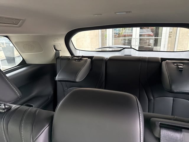 New 2027 INFINITI QX60 Luxe w/ Cargo Package AWD/4WD image 13
