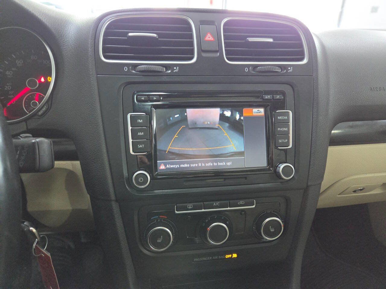 Used 2014 Volkswagen Jetta TDI image 28