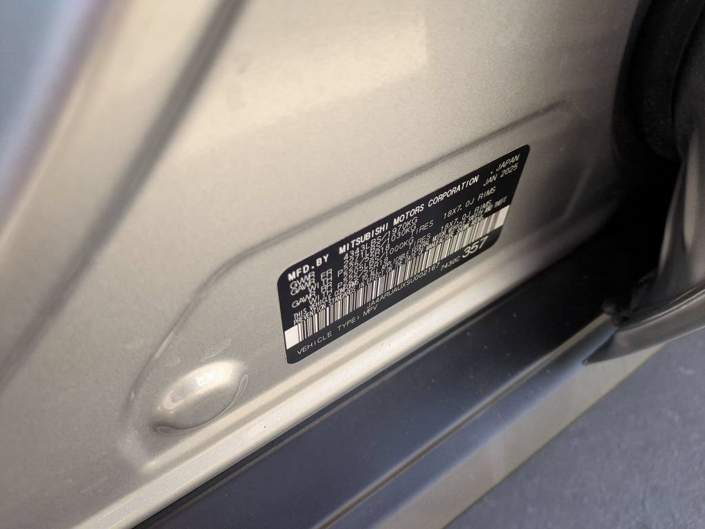 Used 2025 Mitsubishi Outlander Sport SE AWD/4WD image 34