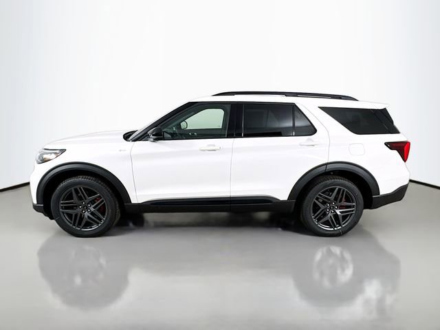 New 2026 Ford Explorer ST-Line w/ ST-Line Street Pack image 4