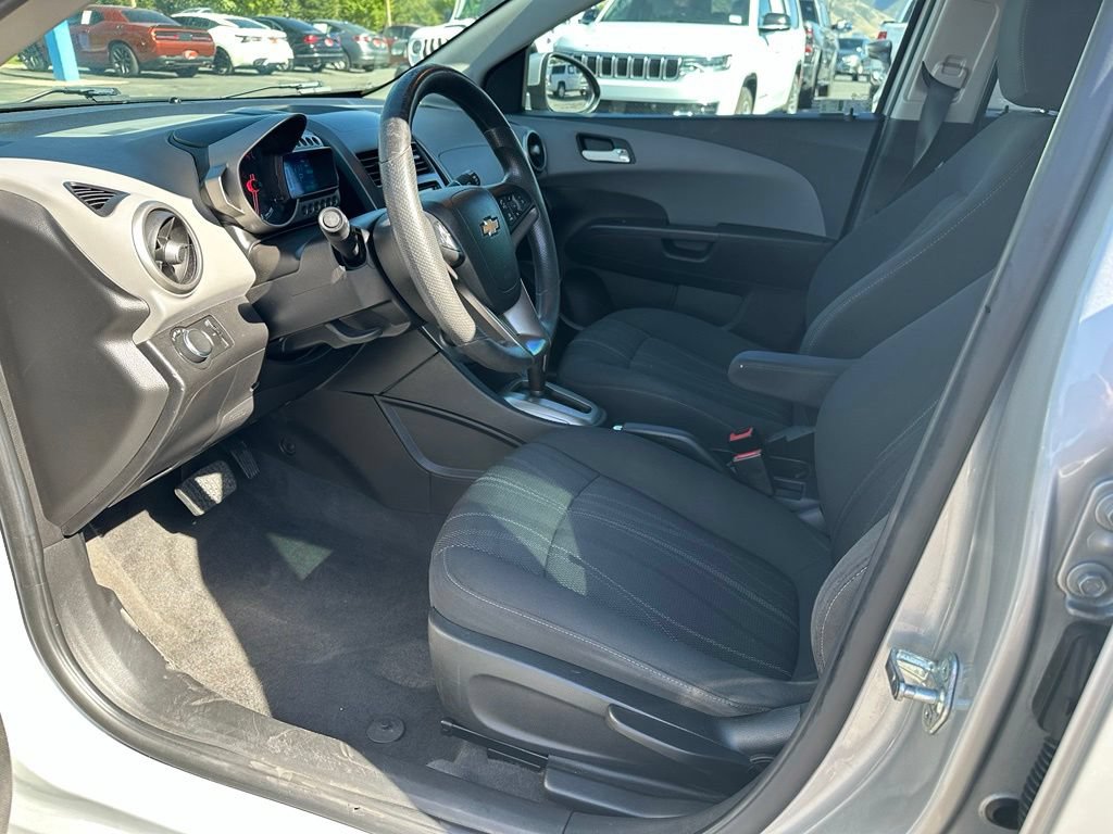 Certified 2016 Chevrolet Sonic LT FWD image 28
