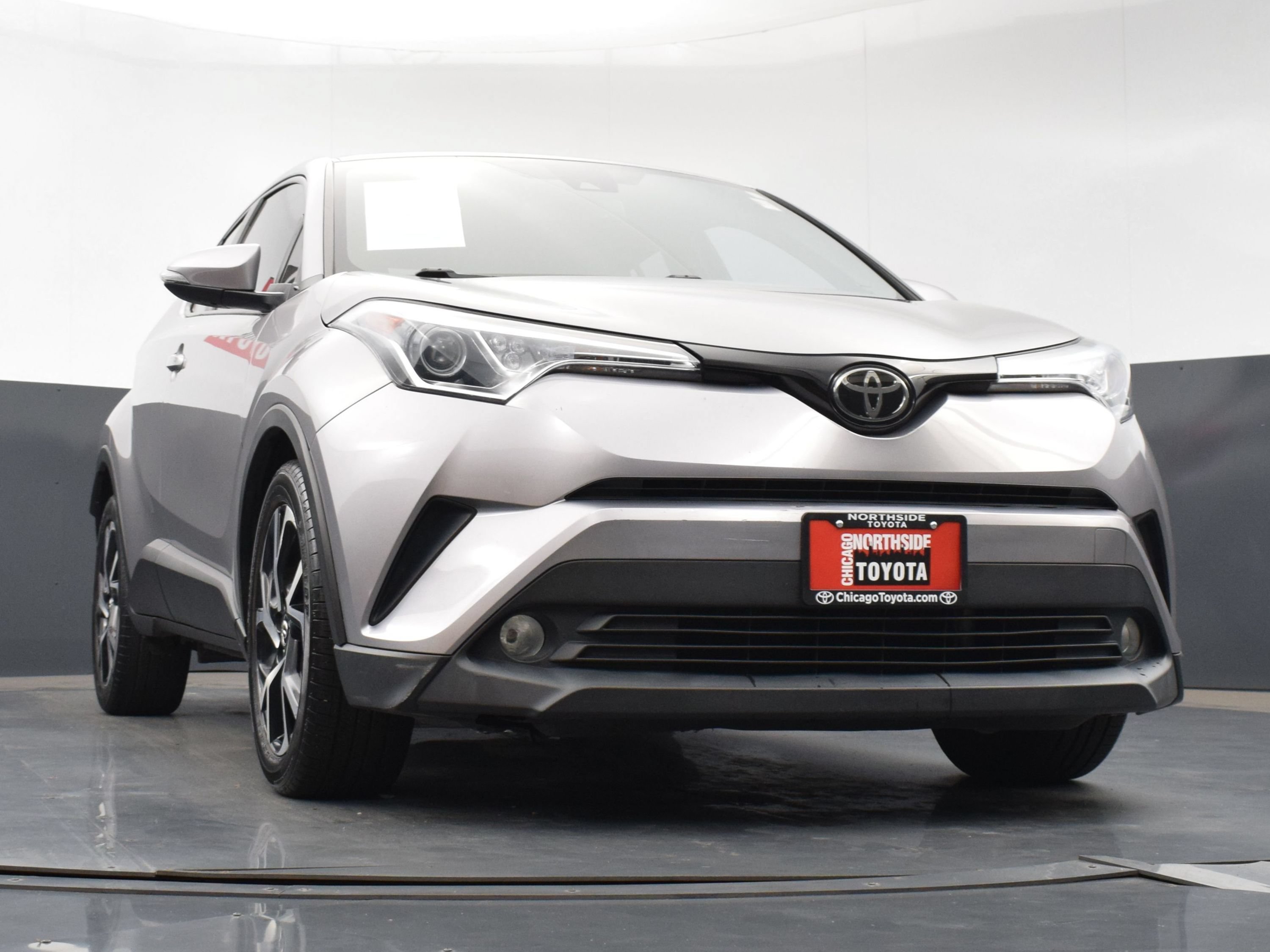 Used 2018 Toyota C-HR XLE FWD image 30