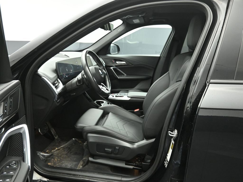 Used 2024 BMW X1 xDrive28i w/ M Sport Package image 10