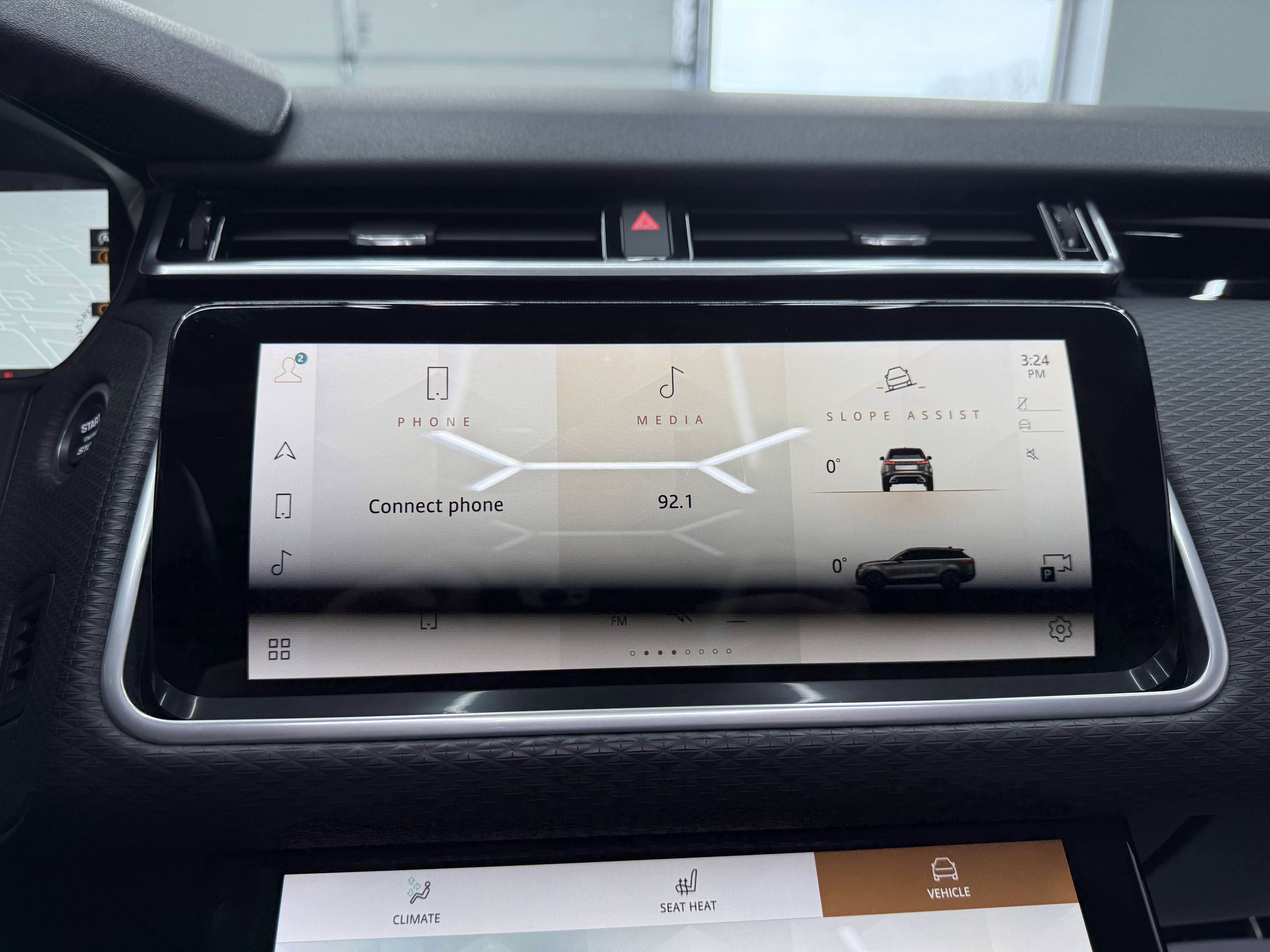 Used 2023 Land Rover Range Rover Velar R-Dynamic S image 21