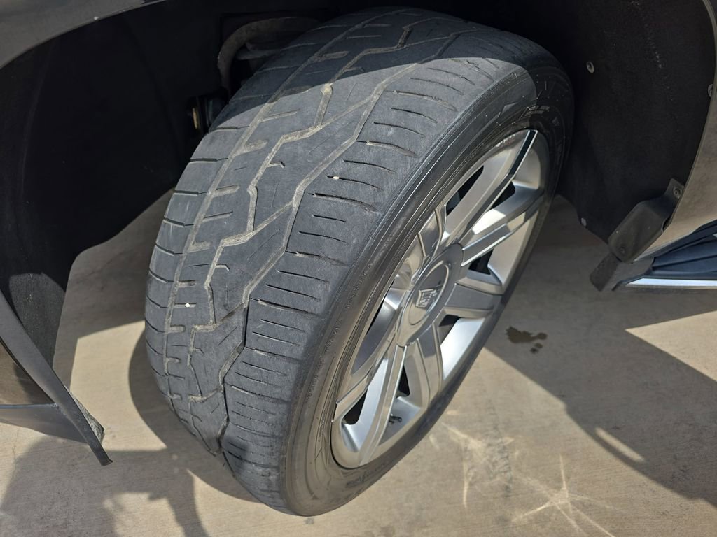 Used 2018 Cadillac Escalade Luxury RWD image 33