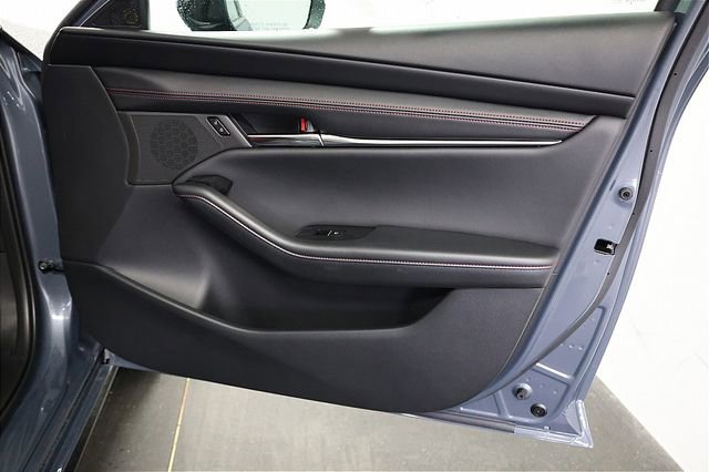 New 2026 MAZDA MAZDA3 Carbon image 17
