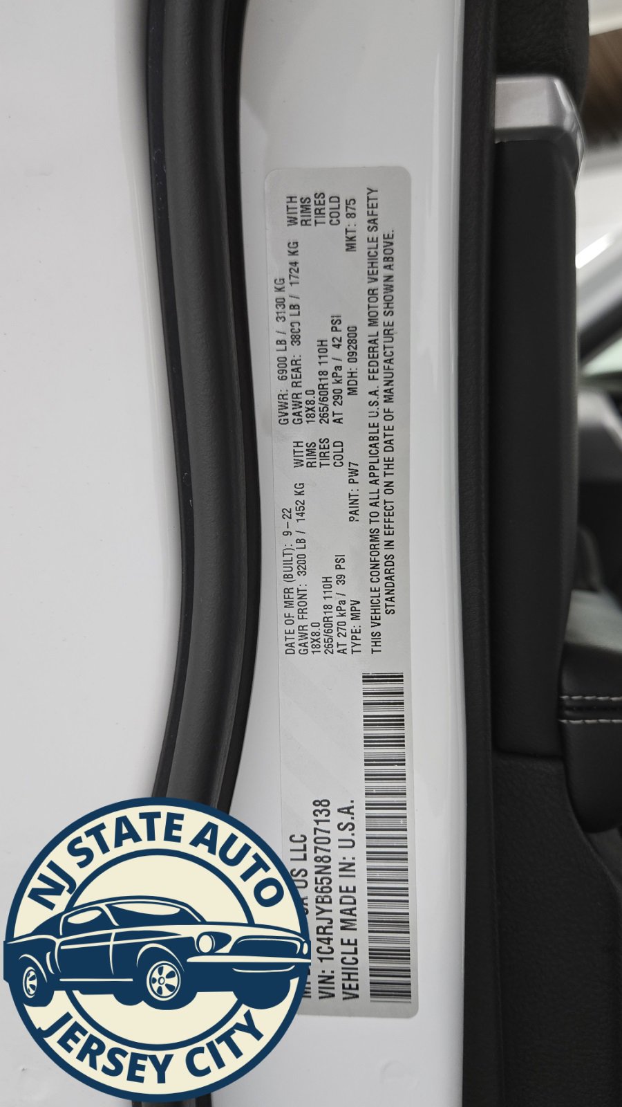 Used 2022 Jeep Grand Cherokee Limited 4xe image 24