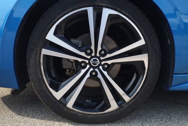 Used 2023 Nissan Sentra SR w/ SR Premium Package image 7