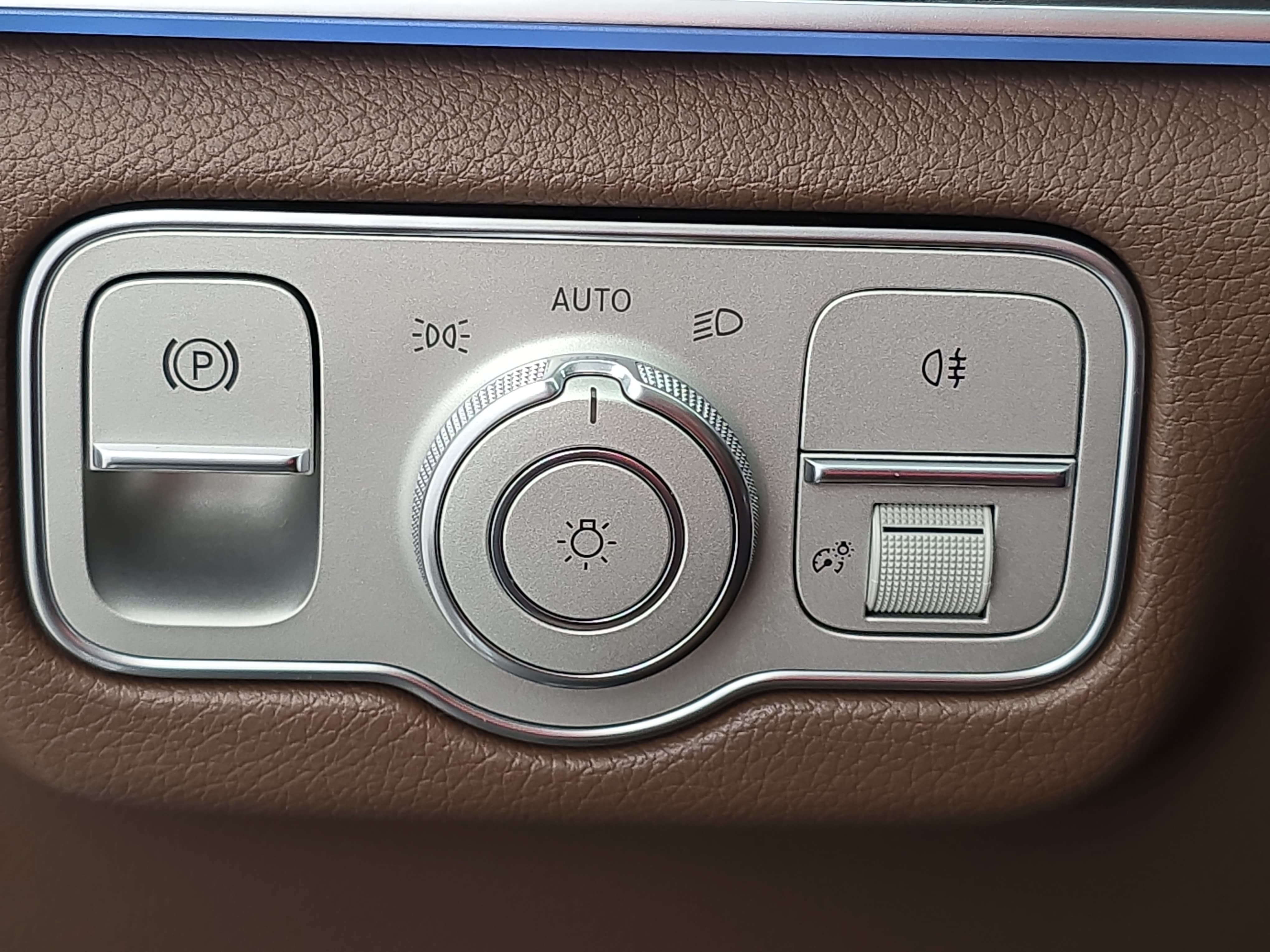 Certified 2026 Mercedes-Benz GLS 450 4MATIC image 27